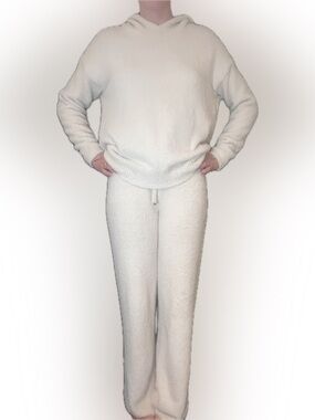 Cupcakes & Cashmere Cream Cozy Matching Hooded Sweatshirt and Pants